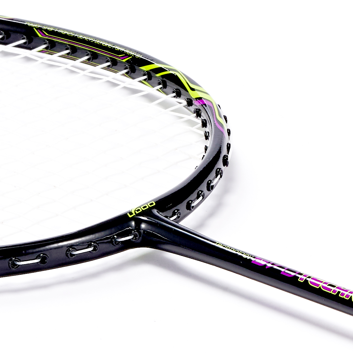 UC670 3U composite graphite ba - đánh giá và giá Badminton Grip
