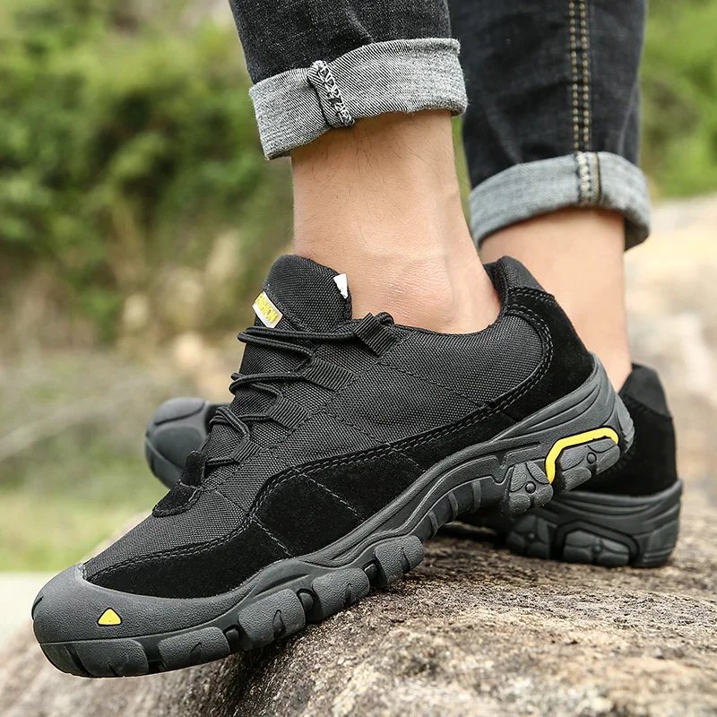 NMen's Outdoor Hiking Shoes An - đánh giá và giá Badminton Shoes
